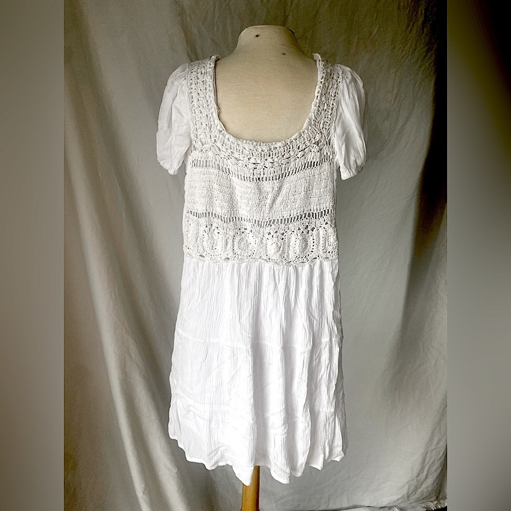 Boho white gauzy crochet Jessica Simpson summer dress small